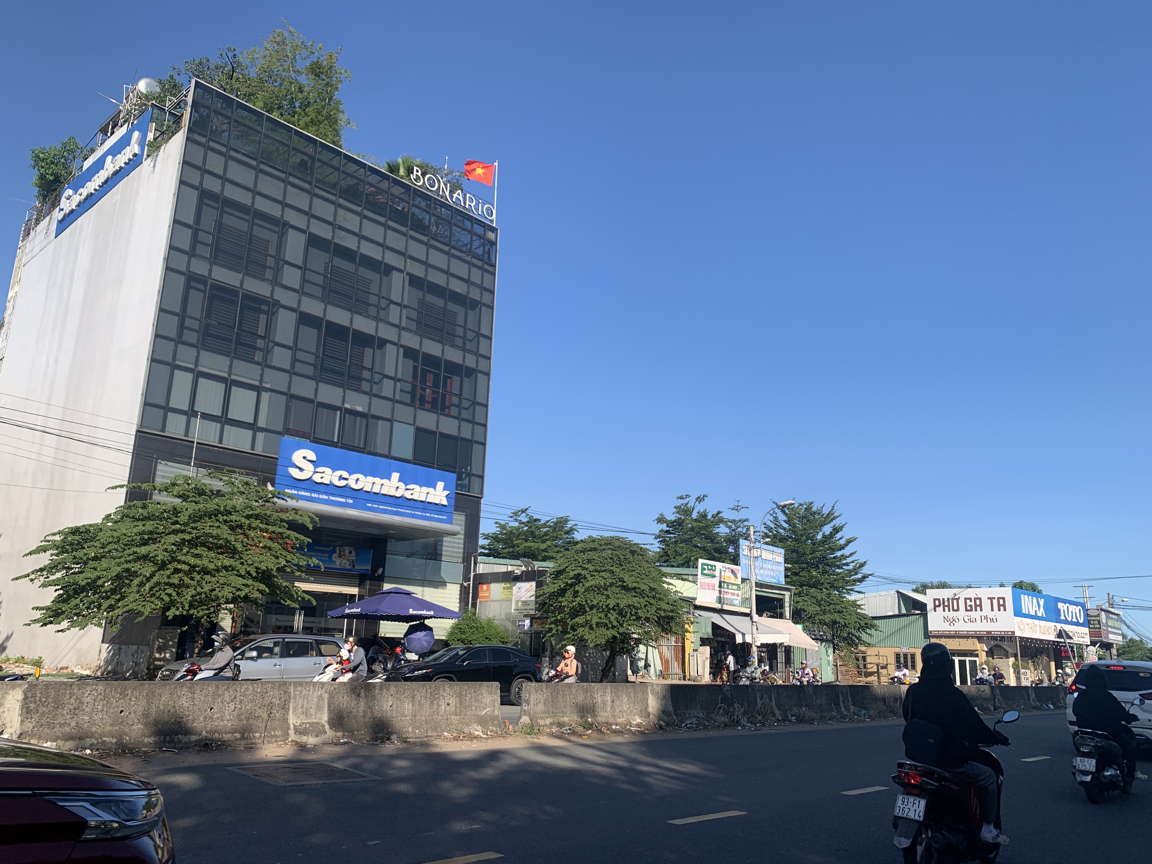Đất Hoàng Anh Minh Tuấn – mặt tiền Đỗ Xuân Hợp , đối diện The Global City
