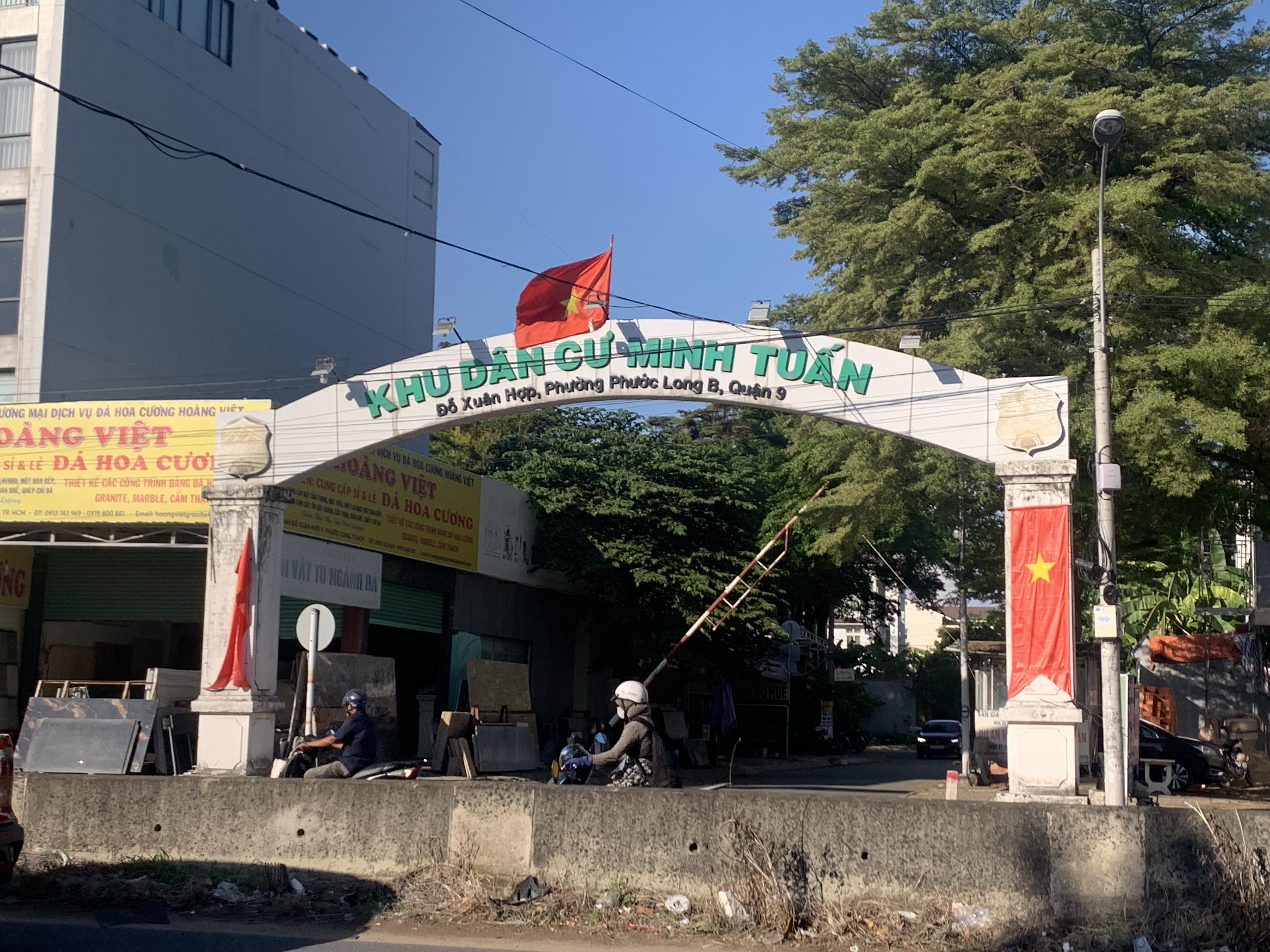 Đất Hoàng Anh Minh Tuấn – mặt tiền Đỗ Xuân Hợp , đối diện The Global City