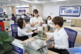 ‘Ông lớn’ giảm lãi vay cho bất động sản, sản xuất