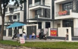 Chuyện dở khóc, dở cười trên thị trường bất động sản: ‘Thấy nhà đất giá hời nhưng tôi hết tiền!’